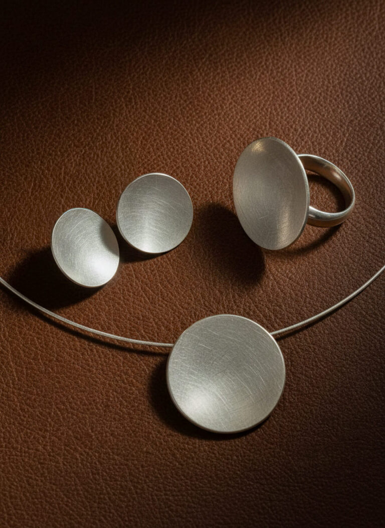 Brushed Silver Disc Set